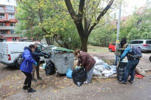 Мащабна акция: Доброволци събраха 127 тона боклук в „Красно село“ и „Люлин“