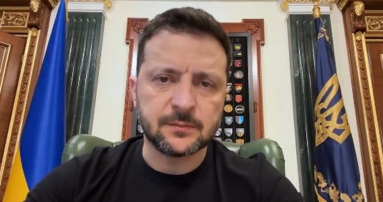Зеленски гарантира: Ракетите „Томахоук“ ще удрят само военни цели в Русия Зеленски гарантира: Ракетите „Томахоук“ ще удрят само военни цели в Русия