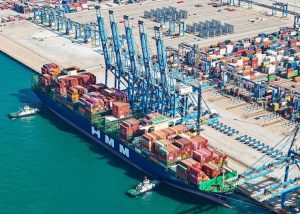 Търговията на Китай със страните от „Един пояс, един път“ скочи с 6,2% през 2025 г. на фона на рекордни инвестиции