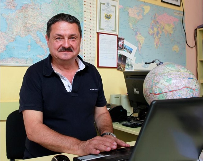 Проф. Георги Рачев: Валежи в цялата страна от петък до неделя, затопляне за Димитровден Проф. Георги Рачев: Валежи в цялата страна от петък до неделя, затопляне за Димитровден