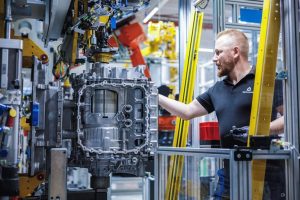 Румънският Себеш става вторият глобален център на Mercedes за производство на електрически задвижвания Румънският Себеш става вторият глобален център на Mercedes за производство на електрически задвижвания