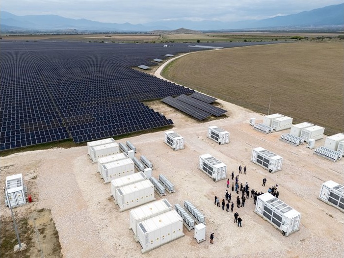 Sunterra RE въведе в експлоатация 68 MWh батерийна система към ФЕЦ Карлово, финансирана по НПВУ Sunterra RE въведе в експлоатация 68 MWh батерийна система към ФЕЦ Карлово, финансирана по НПВУ