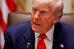 Тръмп: 100-процентовите мита срещу Китай не са устойчиви, но Пекин ме принуди да ги наложа