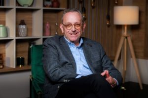 Проф. Стоянович: Онлайн животът води до зависимост – България изостава в технологичното образование