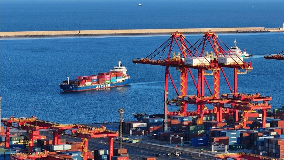 Китай стартира мащабна инициатива за международни зелени морски коридори Китай стартира мащабна инициатива за международни зелени морски коридори