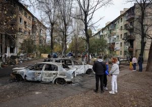 Масирани руски атаки: Един загинал и ранени в Украйна, критична инфраструктура е под прицел
