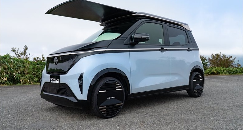 Nissan Sakura с Ao-Solar Extender: До 2900 км пробег годишно от прибиращ се соларен покрив Nissan Sakura с Ao-Solar Extender: До 2900 км пробег годишно от прибиращ се соларен покрив