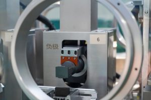 Пробив в Китай: Твърдотелните батерии вече обещават пробег над 1000 км Пробив в Китай: Твърдотелните батерии вече обещават пробег над 1000 км