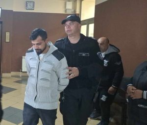 Собственикът на БМВ-то, причинило смъртта на семейство на „Тракия“, остава в ареста Собственикът на БМВ-то, причинило смъртта на семейство на „Тракия“, остава в ареста