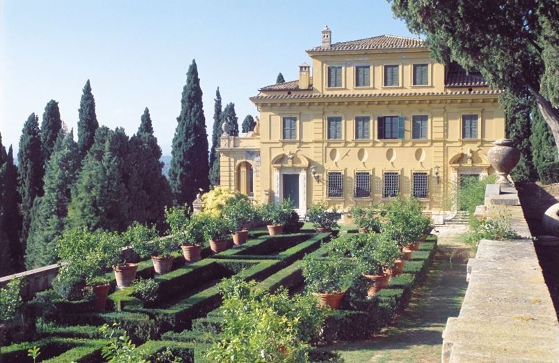 Бароковата перла на Умбрия: Вилата на сватбения прием на цар Борис III се възражда