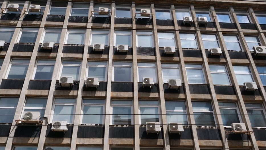 Въпреки скъпия ток: Климатикът и термопомпата остават най-изгодният начин за отопление на българските домакинства Въпреки скъпия ток: Климатикът и термопомпата остават най-изгодният начин за отопление на българските домакинства