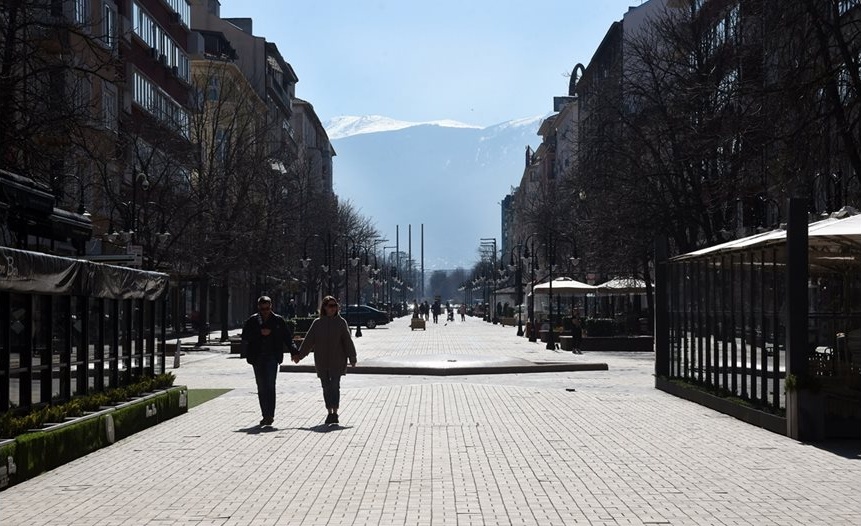 Простащината и липсата на толерантност: Защо младите бягат от България – не са виновни само политиците