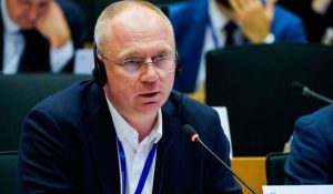 Евродепутатът Станислав Стоянов пристига в Пловдив за отворена среща: Фокус върху еврозоната и суверенитета Евродепутатът Станислав Стоянов пристига в Пловдив за отворена среща: Фокус върху еврозоната и суверенитета