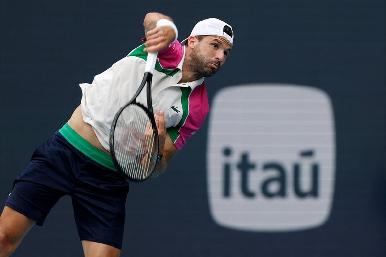 Григор Димитров срещу бившия №1 Медведев днес във втория кръг на "Мастърс 1000" в Париж Григор Димитров срещу бившия №1 Медведев днес във втория кръг на "Мастърс 1000" в Париж