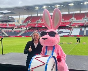 Лyц Пфаненщил: Ексцентричен директор поема клуба на Димитър Митов в Шотландия Лyц Пфаненщил: Ексцентричен директор поема клуба на Димитър Митов в Шотландия