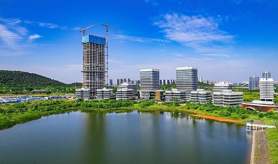 Китай инвестира $7,2 милиарда във фонд за стратегически нововъзникващи индустрии Китай инвестира $7,2 милиарда във фонд за стратегически нововъзникващи индустрии