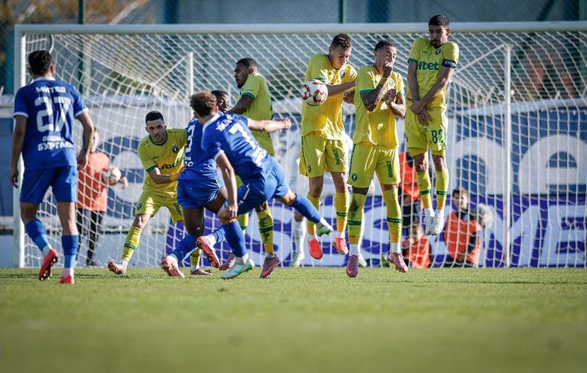 Чочев спаси "Лудогорец" в 94-ата минута за драматична победа над "Черноморец" Чочев спаси "Лудогорец" в 94-ата минута за драматична победа над "Черноморец"