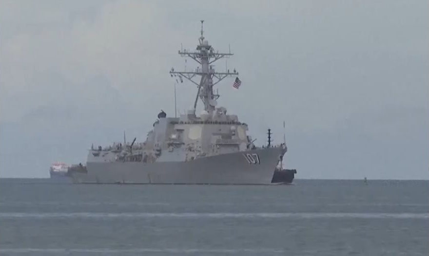 Американският разрушител "Грейвли" се изтегли от Карибите след мисия, предизвикала смут във Венецуела