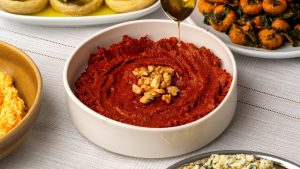 Арабска лютеница: Пикантният прочит на една обичана класика