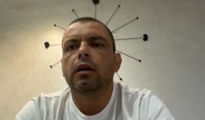Чичото на 4-годишния Мартин: „Имаме голямо бебе, учим го наново да ходи и да се храни“