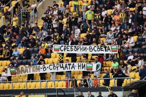 Напрежение в Ботев (Пловдив): Сметките на клуба са блокирани, Филипов и бивш юрист влязоха в остър спор