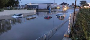 Потопът в Царево отнесе огромен сейф със злато и пари; Общината апелира за 40 млн. лева от държавата