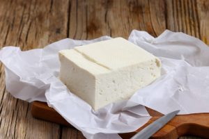 Близо 70 български производители вече имат европейски сертификат за кисело мляко и сирене