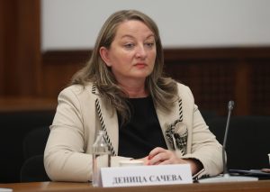 Тристранката отхвърли гъвкавото работно време за родители на ученици до 12 години