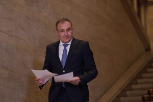 Гуцанов отхвърли идеята на ПП-ДБ за почивните понеделници: “Да не се правят на по-големи католици от папата”