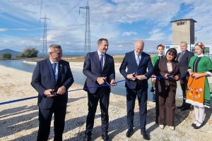 Премиерът Желязков и еврокомисарят Хансен откриха ключов напоителен канал за 6,9 млн. лв. край Хасково