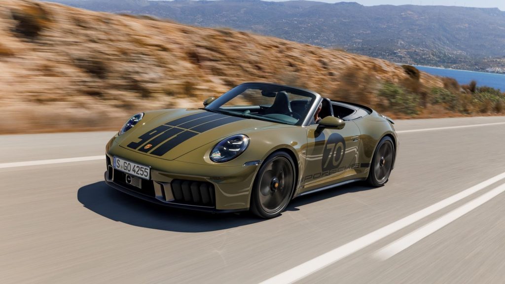 Porsche 911 Carrera GTS Spirit 70: Хибрид, който остава чистокръвен суперавтомобил Porsche 911 Carrera GTS Spirit 70: Хибрид, който остава чистокръвен суперавтомобил