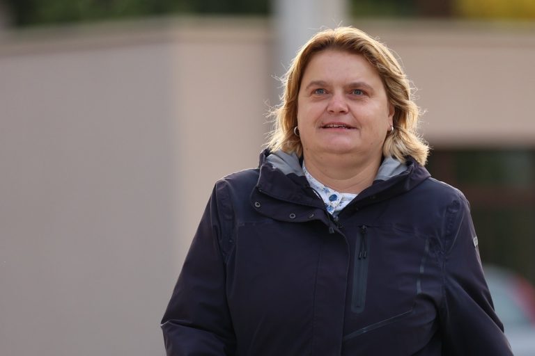 Кризата с боклука в София отшумява: Бобчева обеща пълна нормализация до седмица и разкри детайли за цените Кризата с боклука в София отшумява: Бобчева обеща пълна нормализация до седмица и разкри детайли за цените