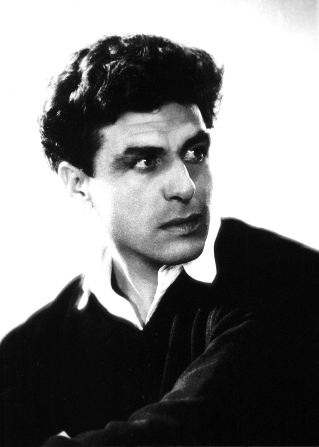 Момчил Карамитев представя в Казанлък филма за живота на баща си Апостол Карамитев