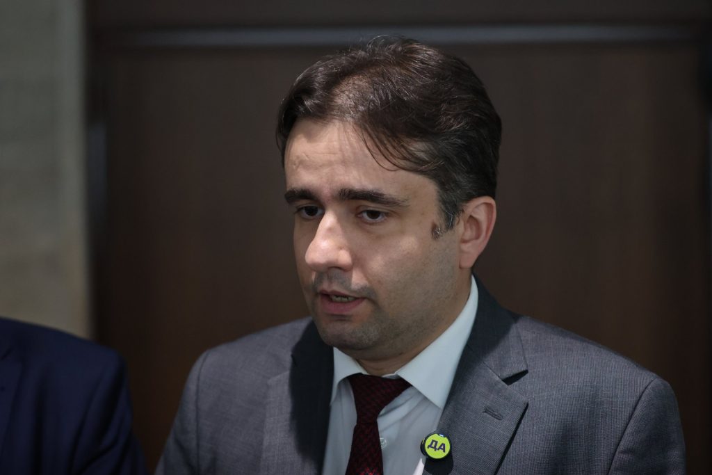 Край на опашките: Електронна справка заменя удостоверенията за наследници Край на опашките: Електронна справка заменя удостоверенията за наследници