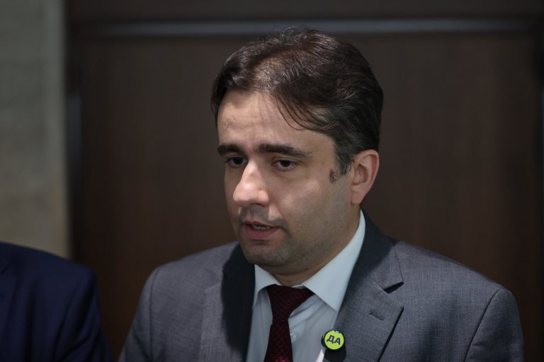 Край на опашките: Електронна справка заменя удостоверенията за наследници