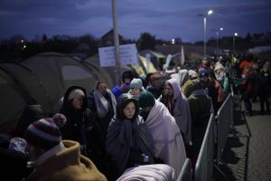 Полша обяви, че е достигнала лимита за прием на украински бежанци