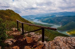 Сърбия: Скритите съкровища извън масовите маршрути – от Завойското езеро до Крепостта Бач