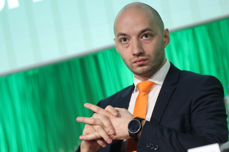 Димитър Ганев: Правителствената криза ще приключи със смяна на министри, а не с избори