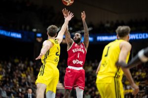 Край на кошмара: „Цървена звезда“ надви „Реал“ (Мадрид), българският национал Коди Милър-Макинтайър блесна като MVP