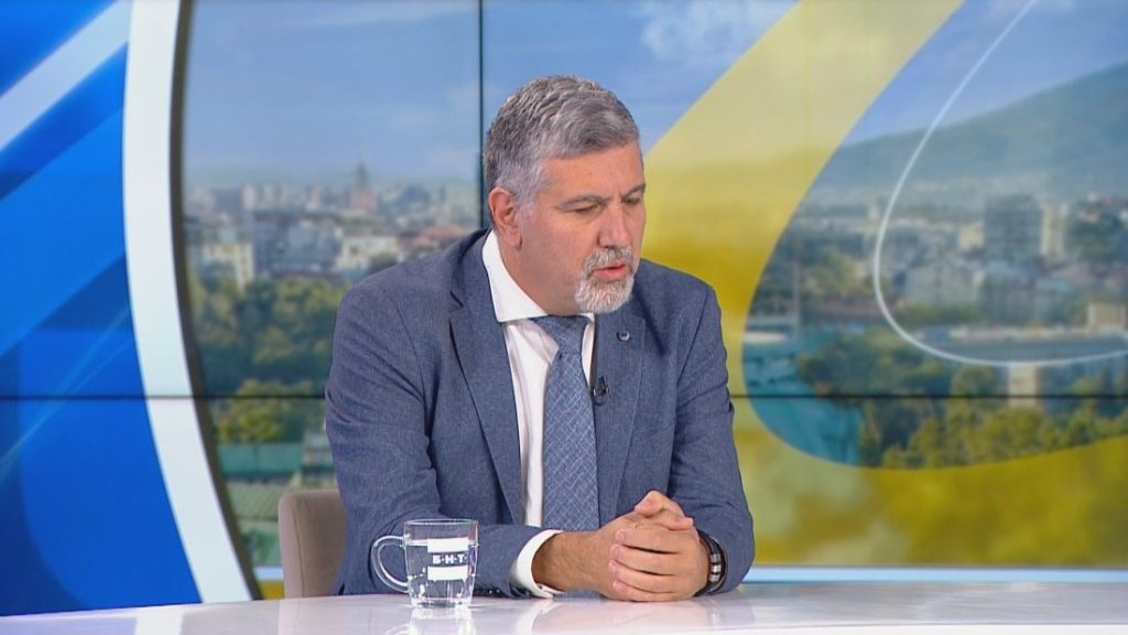 Андрей Цеков: ГЕРБ е фасада на ДПС, управлението ползва лице назаем Андрей Цеков: ГЕРБ е фасада на ДПС, управлението ползва лице назаем