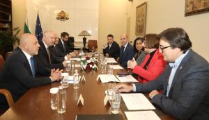 България в надпревара за AI гигафабрика с подкрепата на IBM и Европейската комисия