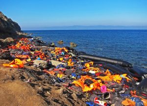 Трагедия край Лесбос: Четирима мигранти загинаха при корабокрушение