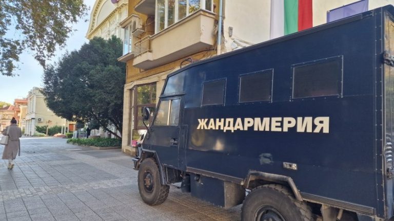 Европрокуратурата разследва ремонт на ОП „Чистота“ в Пловдив, полицията блокира сградата на Общината