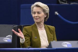 Два вота на недоверие срещу Урсула фон дер Лайен: Обвинения в корупция и липса на прозрачност в ЕП