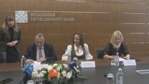 МРРБ и ББР подписаха споразумение: 900 млн. лв. за общински проекти по нова разплащателна схема МРРБ и ББР подписаха споразумение: 900 млн. лв. за общински проекти по нова разплащателна схема