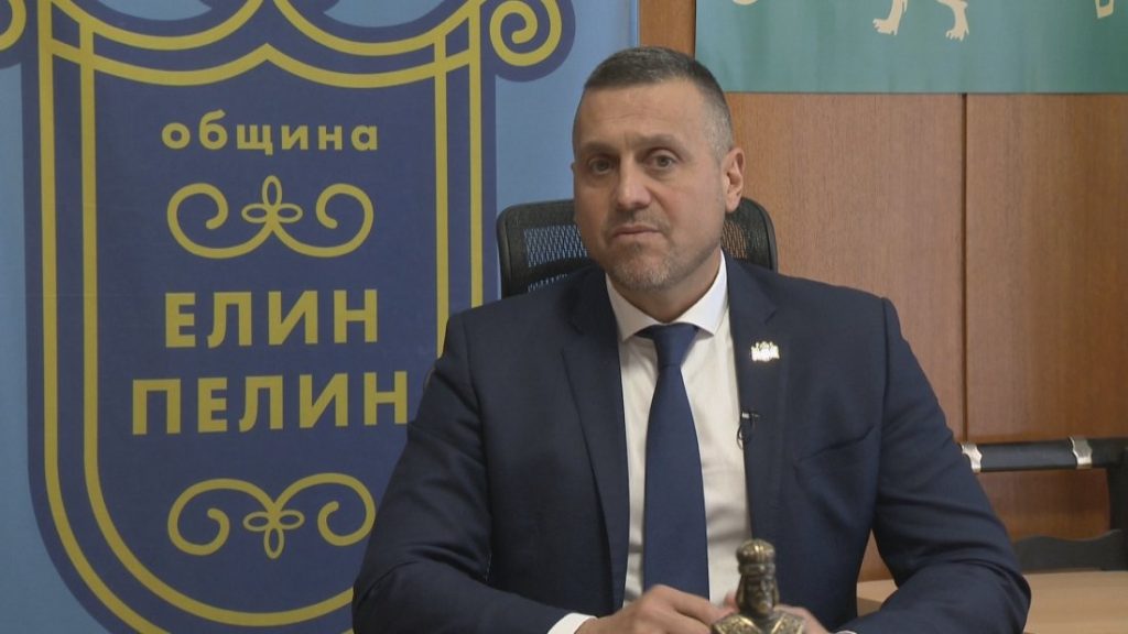 Кметът на Елин Пелин: Обвиненията за застрояване на река Габра са безпочвени Кметът на Елин Пелин: Обвиненията за застрояване на река Габра са безпочвени