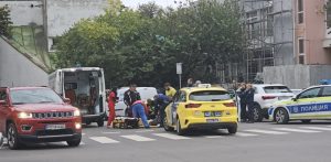 Два пешеходни инцидента в Бургас за час: Блъсната възрастна жена и 9-годишно дете