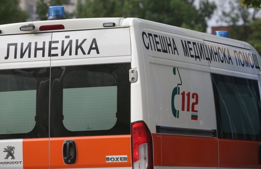 Криза в Карловско: Линейки отказват обслужване на села заради липса на екипи Криза в Карловско: Линейки отказват обслужване на села заради липса на екипи