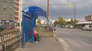 Месец след пропадането в „Обеля“: Градският транспорт закъснява, а пътниците чакат с часове