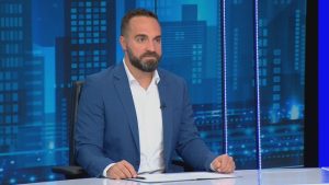 Камбарев (ПП-ДБ): Защо Пеевски ползва най-скъпата кола на НСО, а главният прокурор не е в ареста?